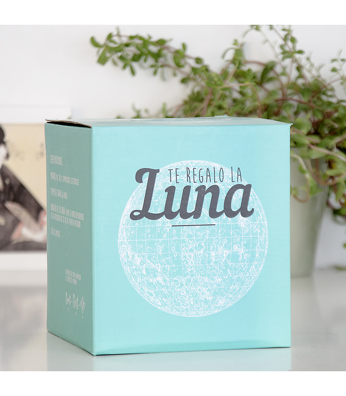 La caja es un diseño de Muak Studio
