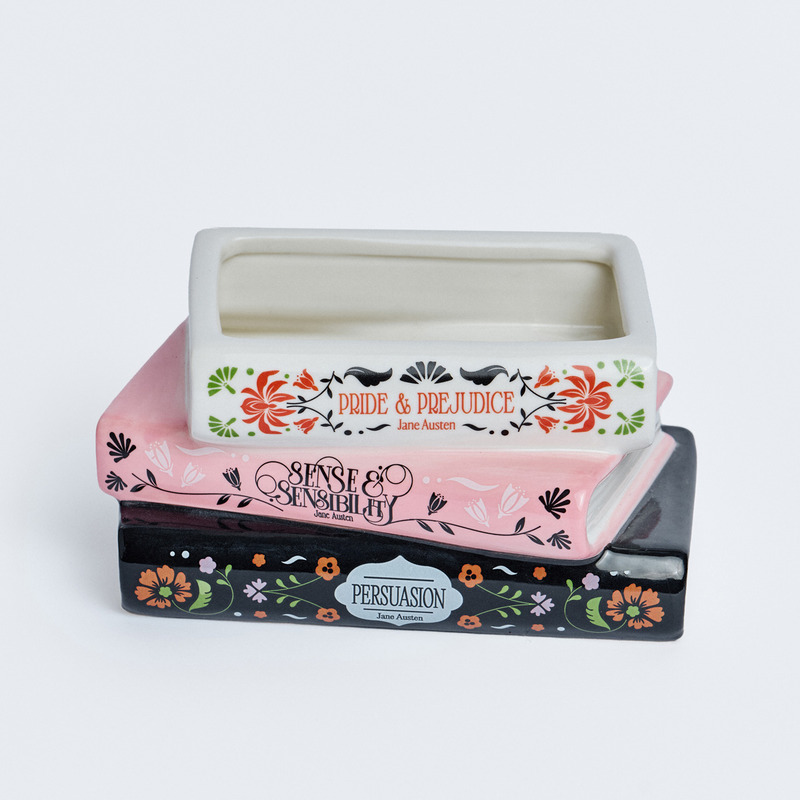 Maceta en forma de libros apilados Botanical Trilogy