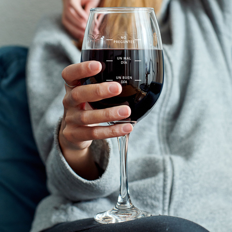 Copa de vino estados de ánimo ¿Qué tal tu día?