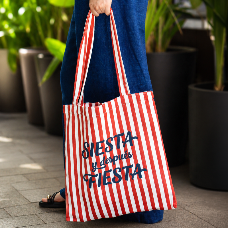 Tote bag de rayas con mensaje Siesta y después fiesta