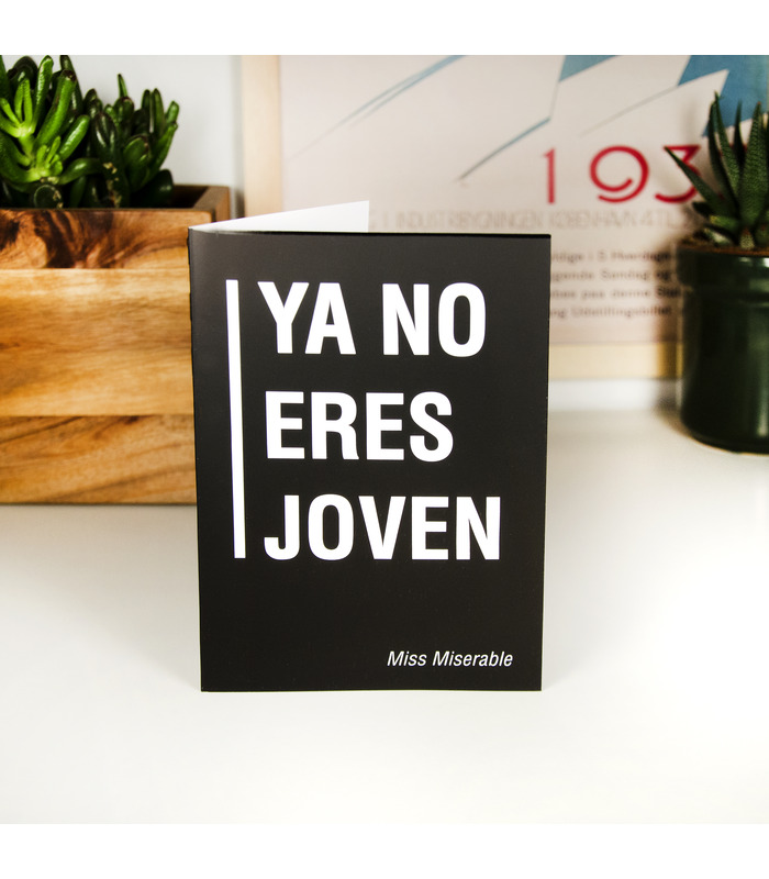 Una tarjeta de felicitación existencialista